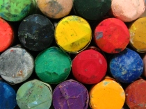 multicolor crayons